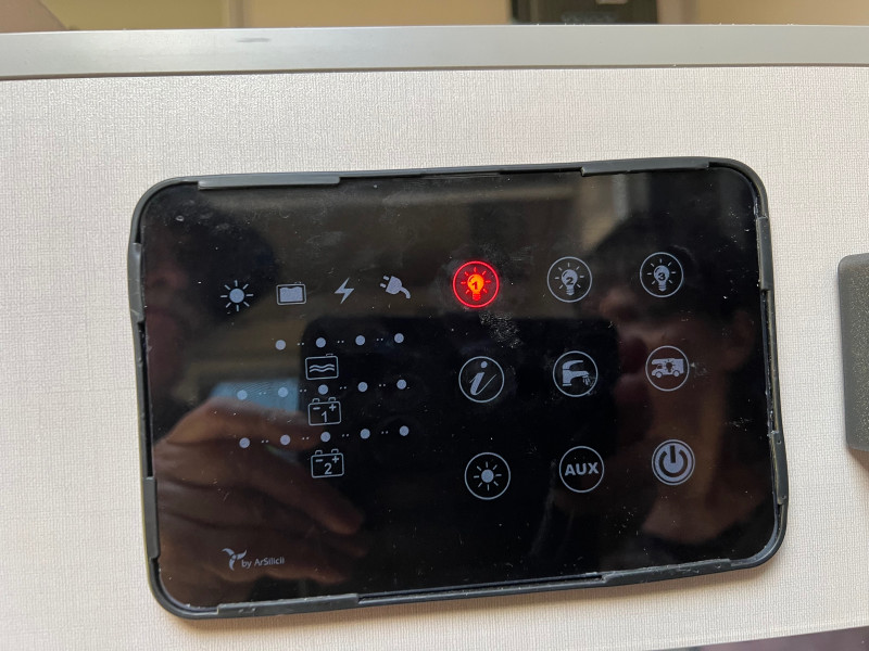 IMG_7545.jpeg (1.34 MiB) 643 mal betrachtet Roter Leuchtmelder